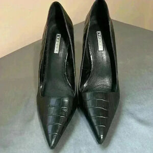 Topshop women's tatiana pointy toe pumps embossed  leather